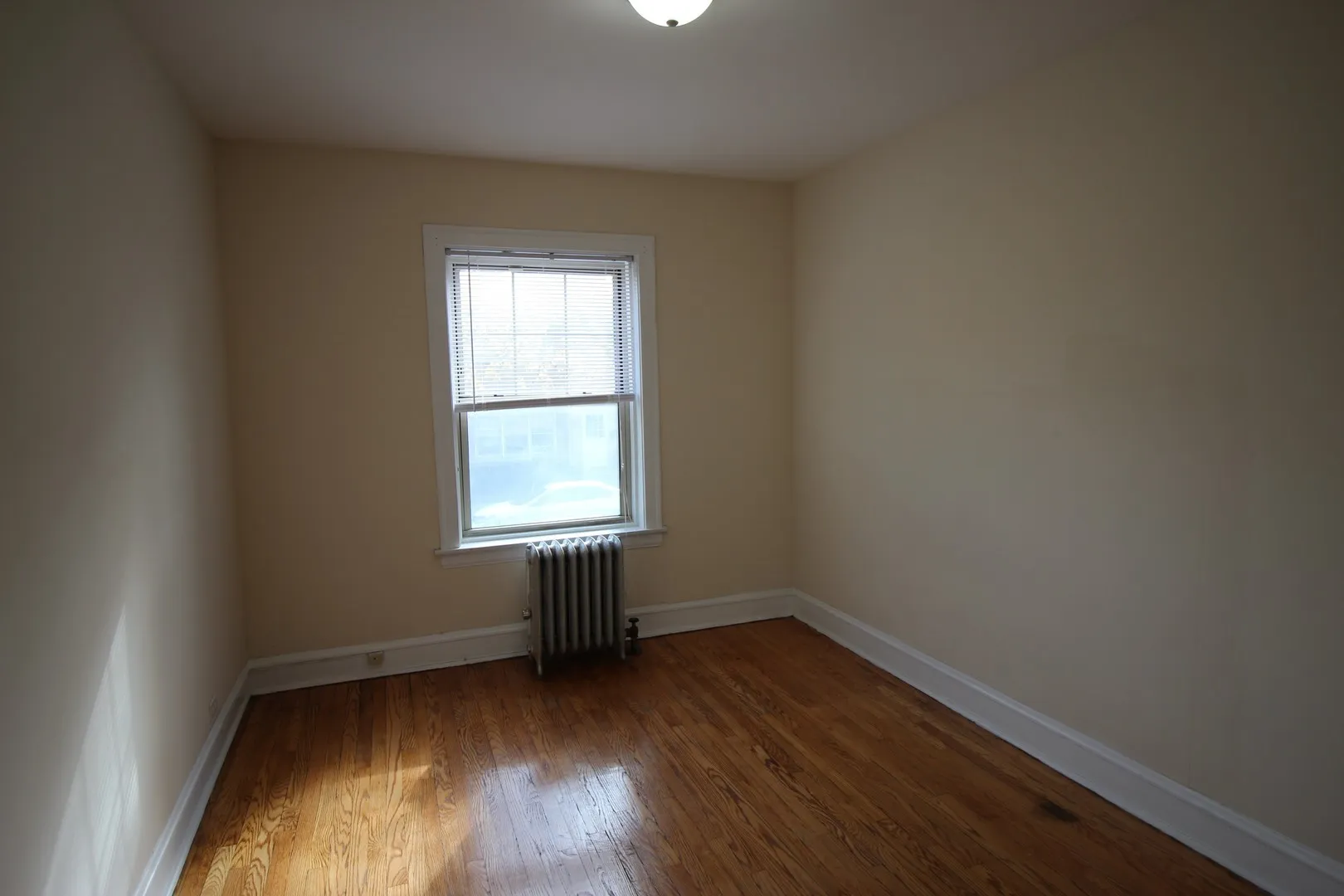 2320 W Granville Ave, ,  60659, USA 60659-unit#3-Chicago-IL