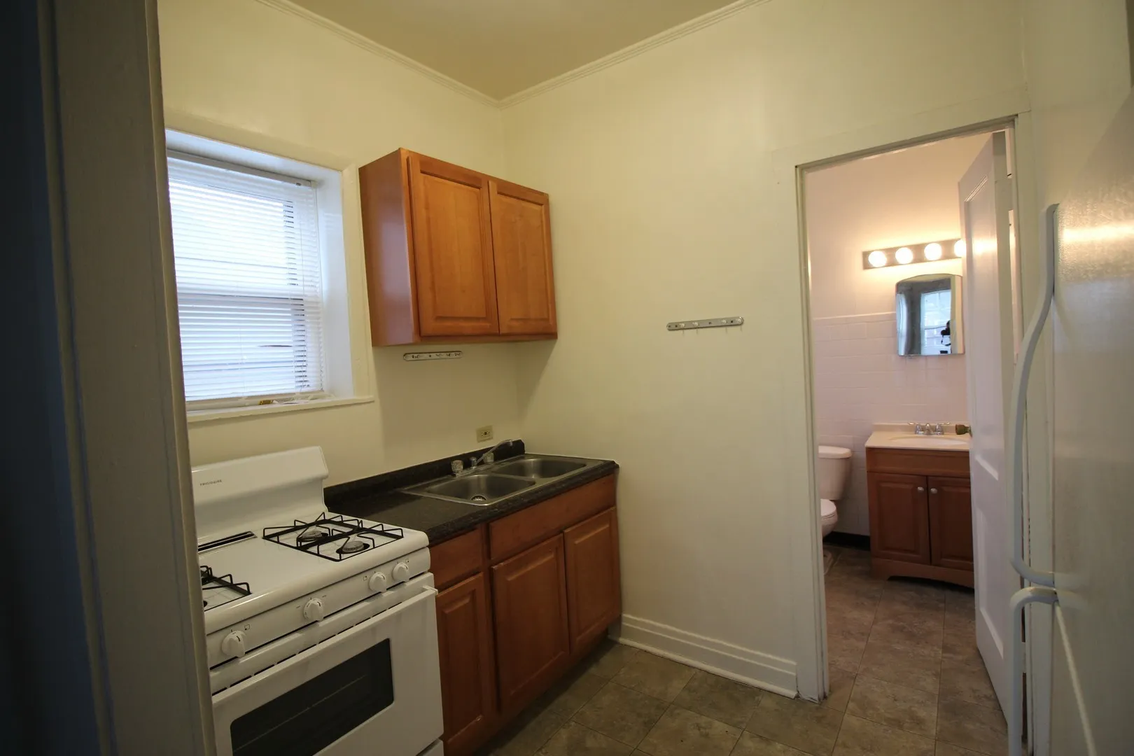 834 Sherman Ave, ,  60202, USA 60202-unit#4-Evanston-IL