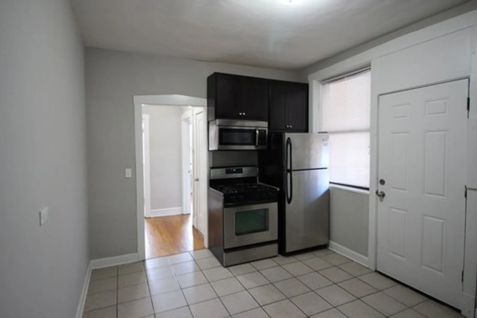 4946 N Ridgeway Ave, , 60625, USA 60625-unit#2R-Chicago-IL