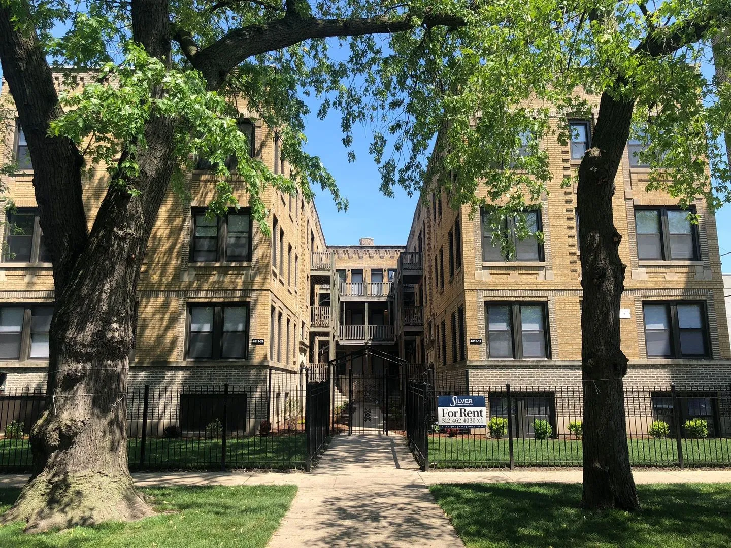 4819 N Christiana Ave, , 60625, USA 60625-unit#2E-Chicago-IL