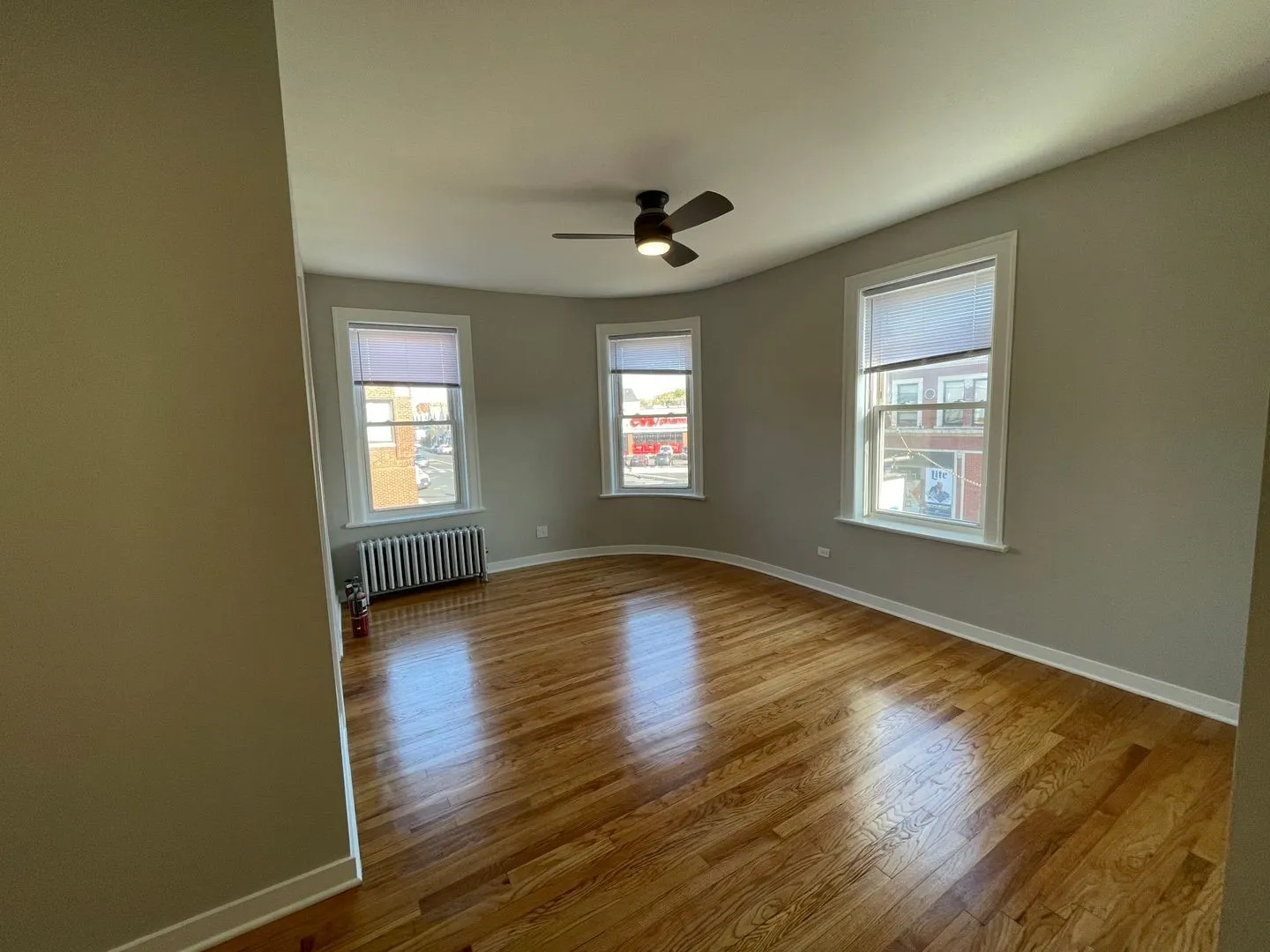 3250 N Pulaski Rd, , 60641, USA 60641-unit#205-Chicago-IL