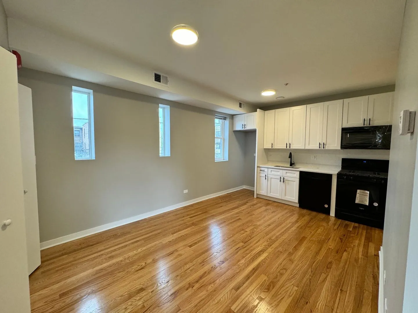 3051 W Leland Ave, , 60625, USA 60625-unit#110-Chicago-IL