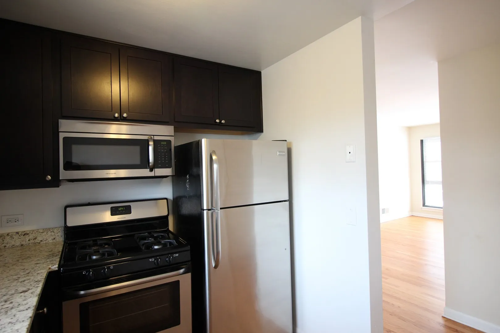1934 Linden Ave, , 60035, USA 60035-unit#D-Highland Park-IL