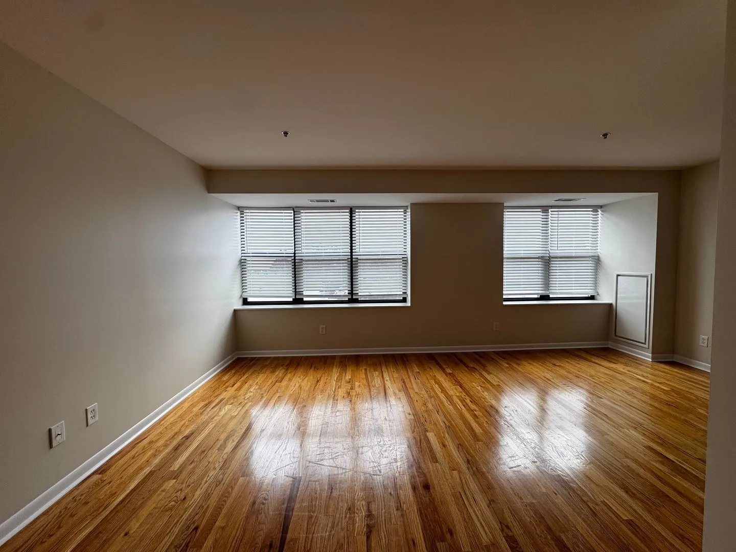 1337 W Fargo Ave, ,  60626, USA 60626-unit#1002-Chicago-IL