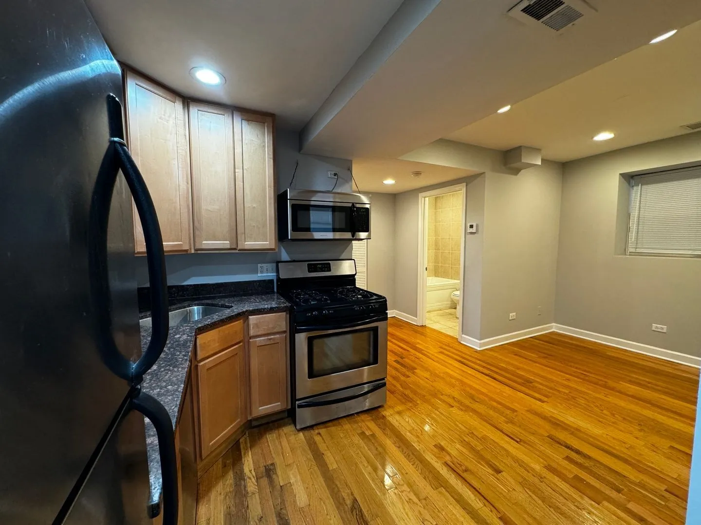 3641 W Leland Ave, ,  60625, USA 60625-unit#1S-Chicago-IL