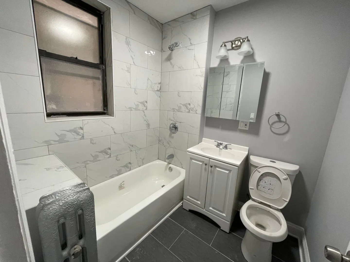 7654 S Marquette Ave, ,  60649, USA 60649-unit#2-Chicago-IL