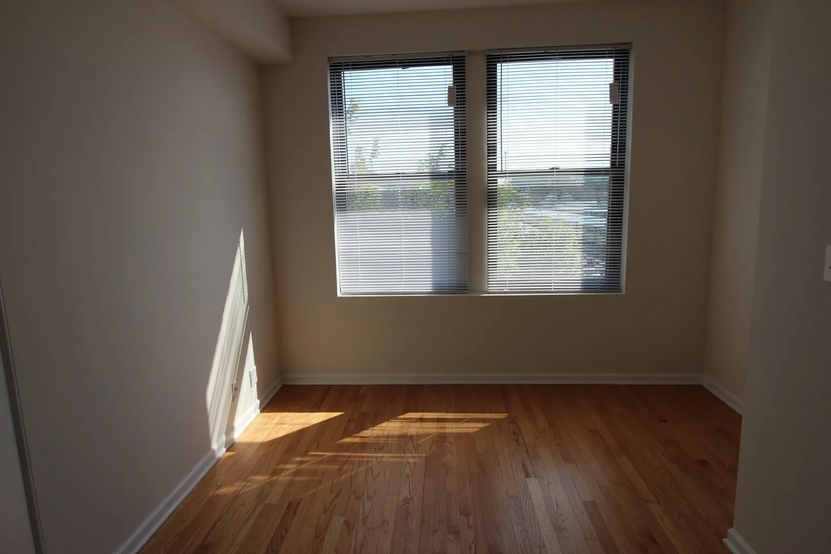 3320 W Lawrence Ave, , 60625, USA 60625-unit#3-Chicago-IL