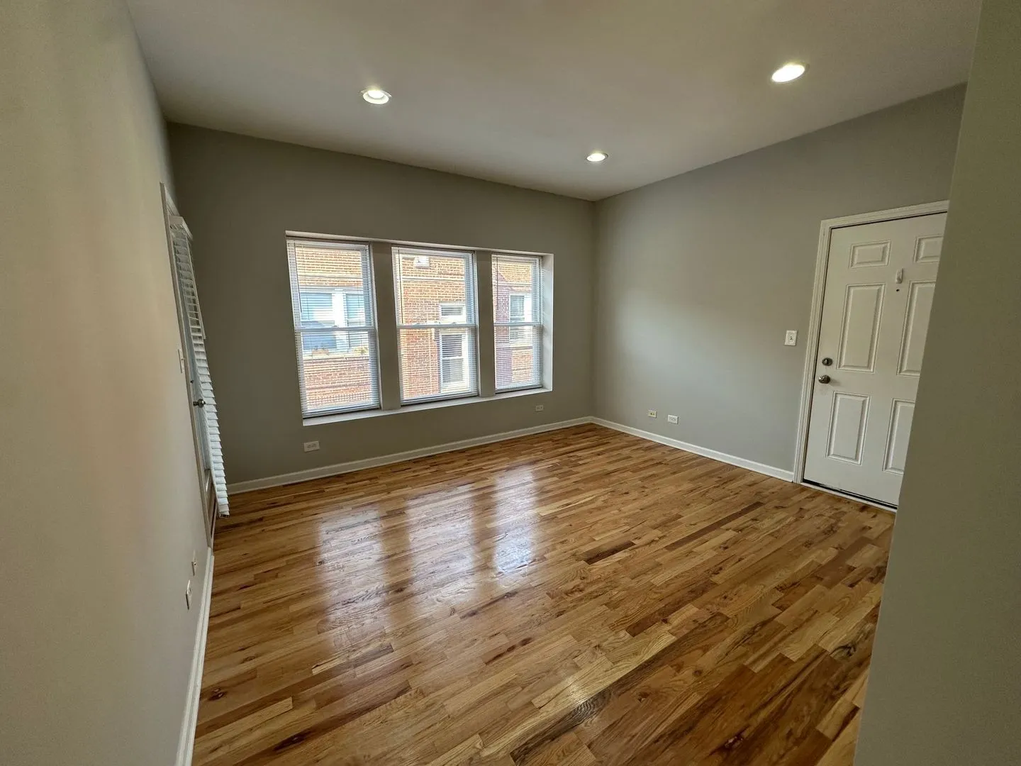 4718 N Bernard St, ,  60625, USA 60625-unit#1W-Chicago-IL