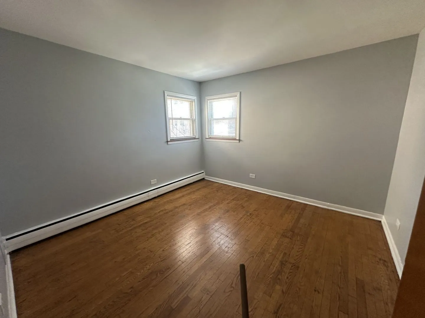 6711 S Chappel Ave, ,  60649, USA 60649-unit#2E-Chicago-IL