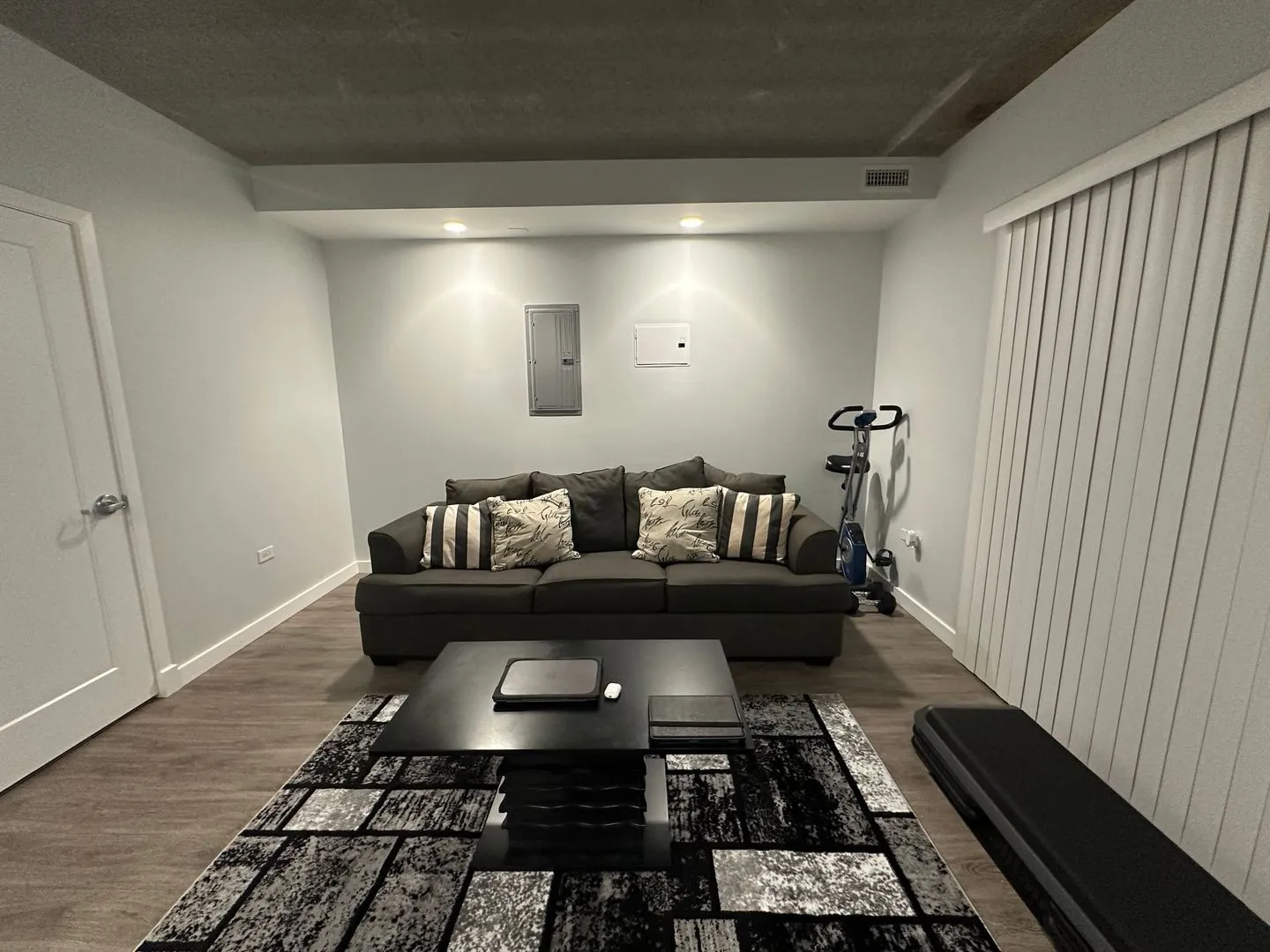 1323 W Morse Ave, ,  60626, USA 60626-unit#506-Chicago-IL