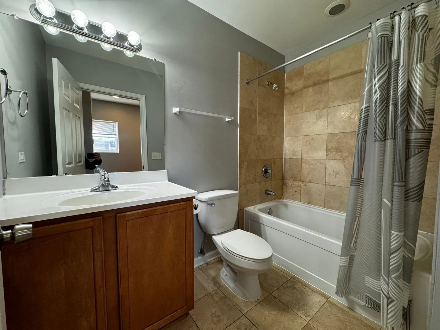 4722 N Bernard St, , 60625, USA 60625-unit#1W-Chicago-IL