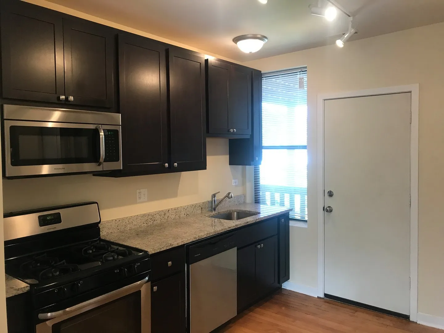 6603 N Campbell Ave, ,  60645, USA 60645-unit#3-Chicago-IL
