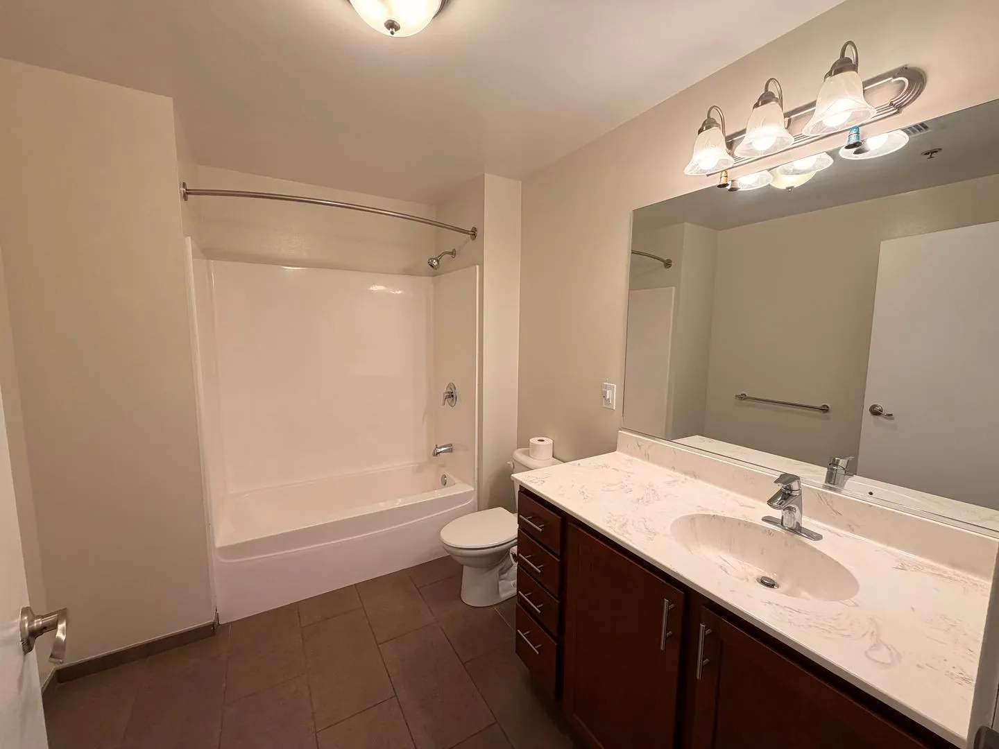 1337 W Fargo Ave, ,  60626, USA 60626-unit#605-Chicago-IL