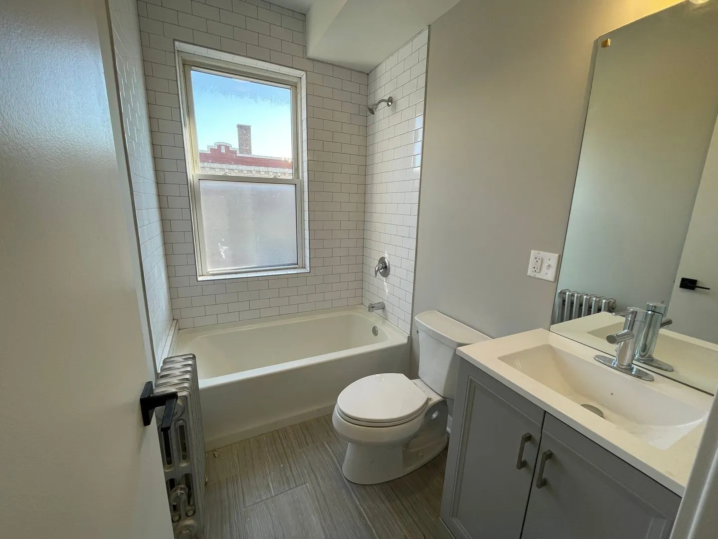 3250 N Pulaski Rd, , 60641, USA 60641-unit#205-Chicago-IL