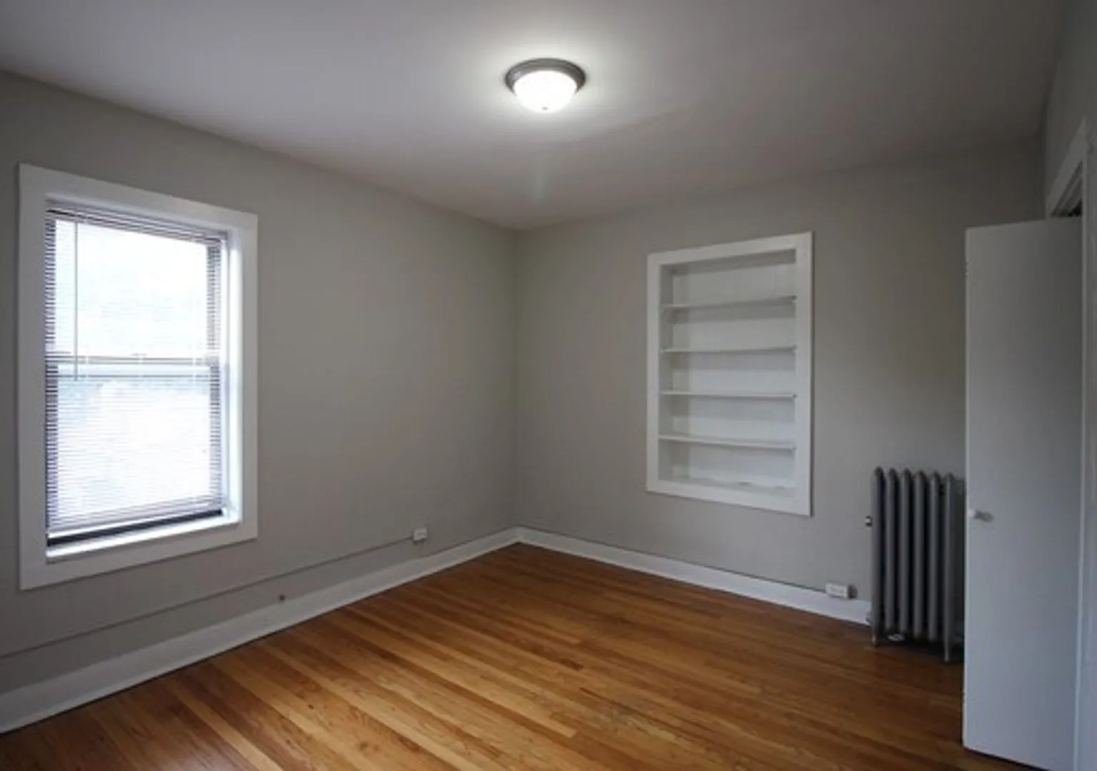 4946 N Ridgeway Ave, , 60625, USA 60625-unit#2R-Chicago-IL