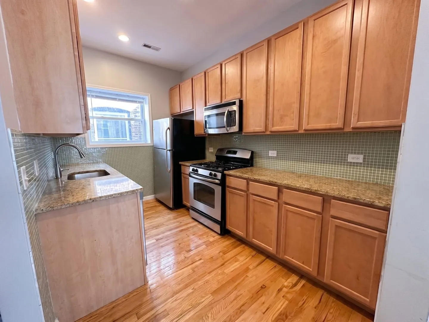 4724 N Bernard St, , 60625, USA 60625-unit#2E-Chicago-IL