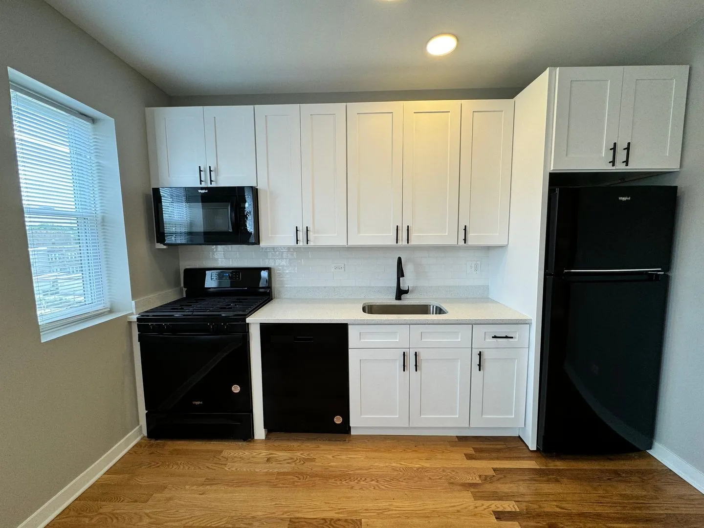 3051 W Leland Ave, ,  60625, USA 60625-unit#304-Chicago-IL