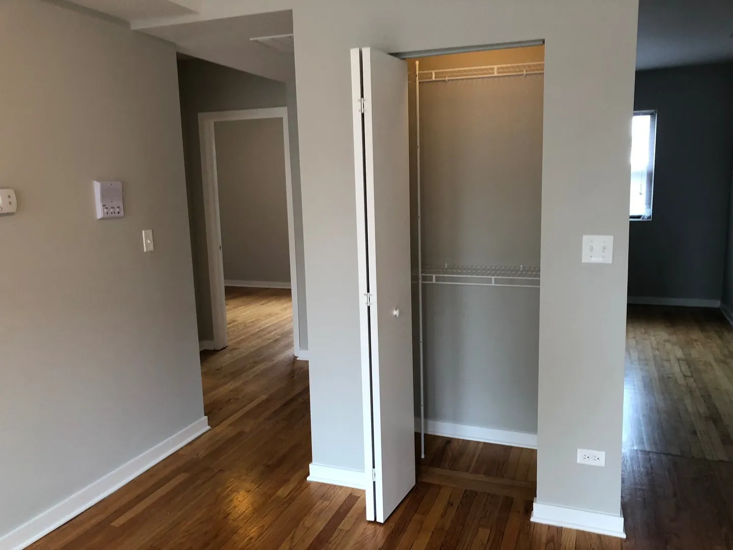2440 W North Shore Ave, ,  60645, USA 60645-unit#1E-Chicago-IL