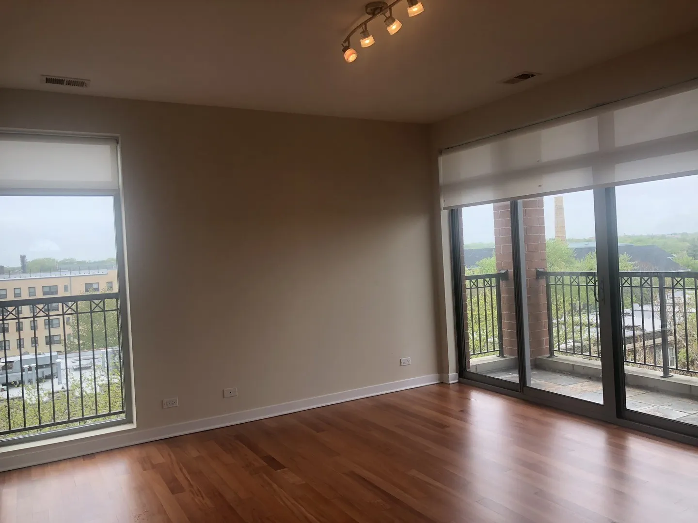 6957 N Greenview Ave, , 60626, USA 60626-unit#6A-Chicago-IL