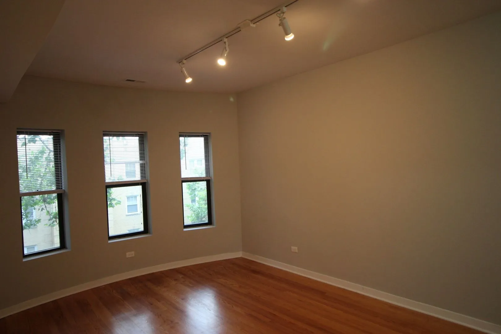 2325 W Arthur Ave, ,  60645, USA 60645-unit#1-Chicago-IL