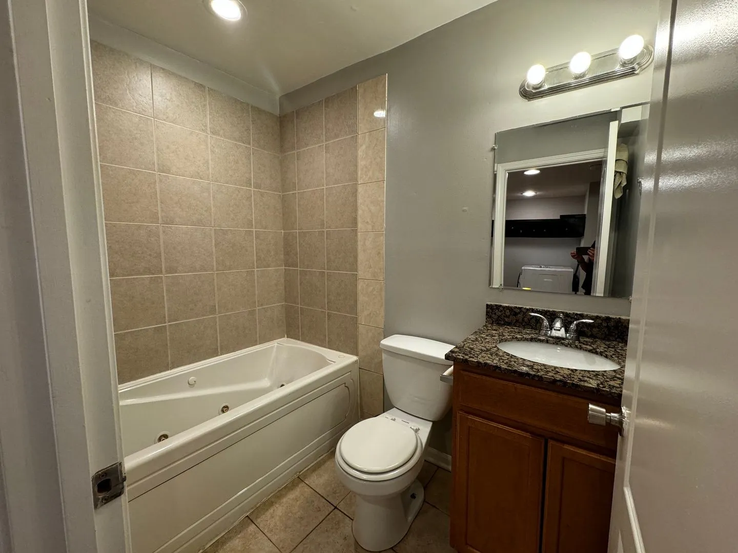 3641 W Leland Ave, ,  60625, USA 60625-unit#1S-Chicago-IL