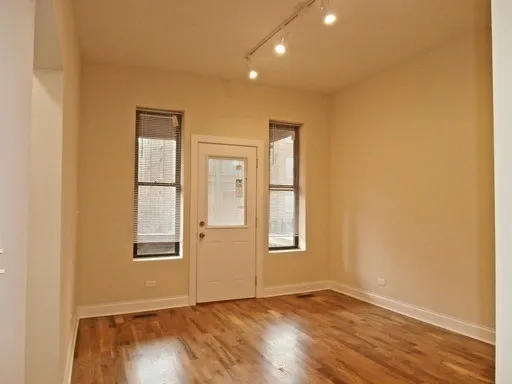 2612 W Augusta Blvd, ,  60622, USA 60622-unit#3F-Chicago-IL