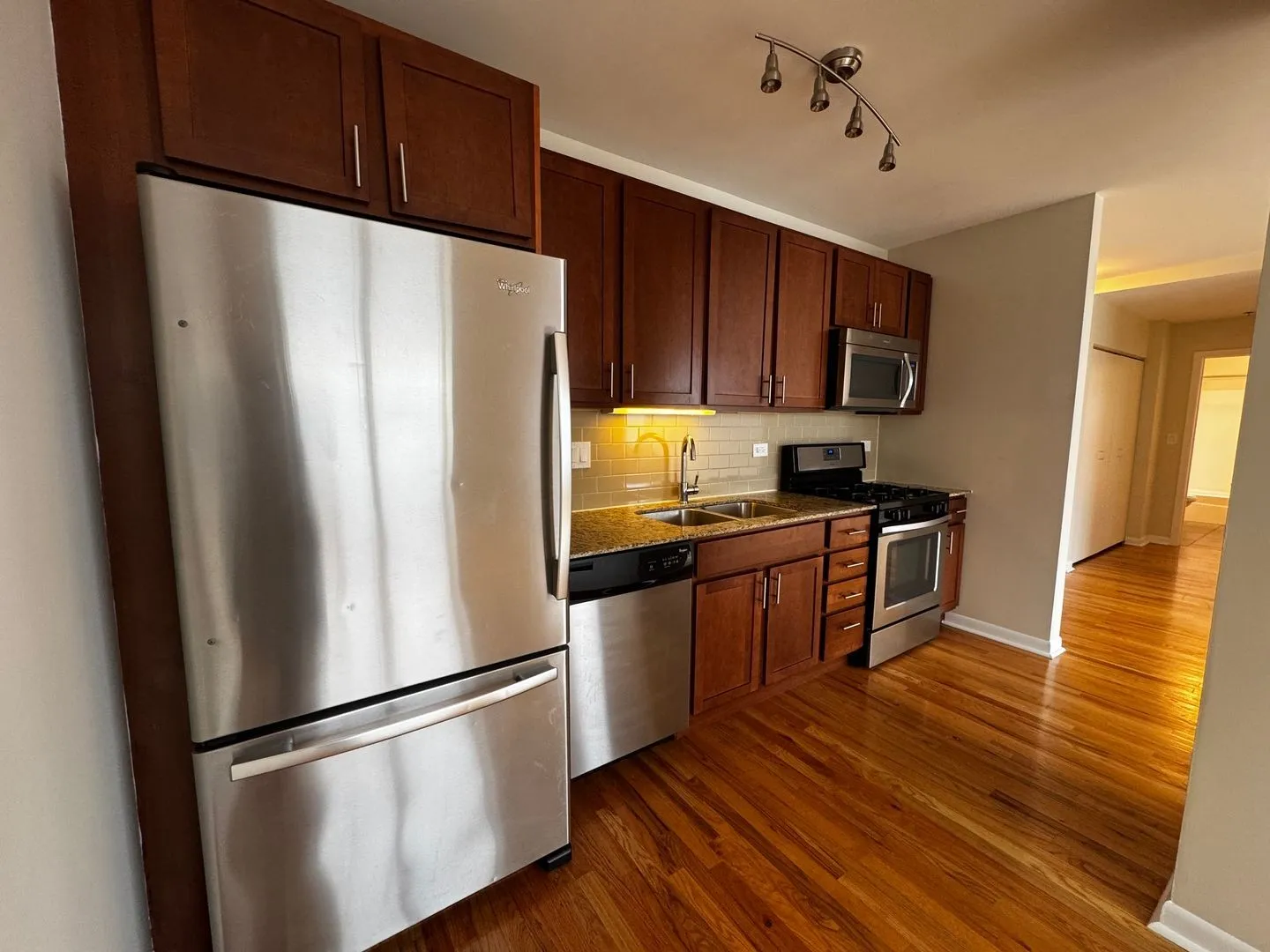 1337 W Fargo Ave, ,  60626, USA 60626-unit#1002-Chicago-IL