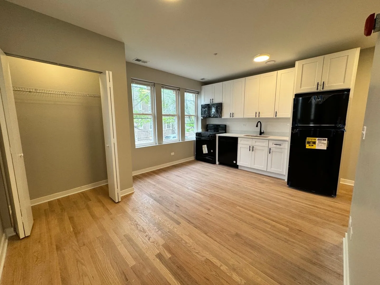 3055 W Leland Ave, ,  60625, USA 60625-unit#109-Chicago-IL
