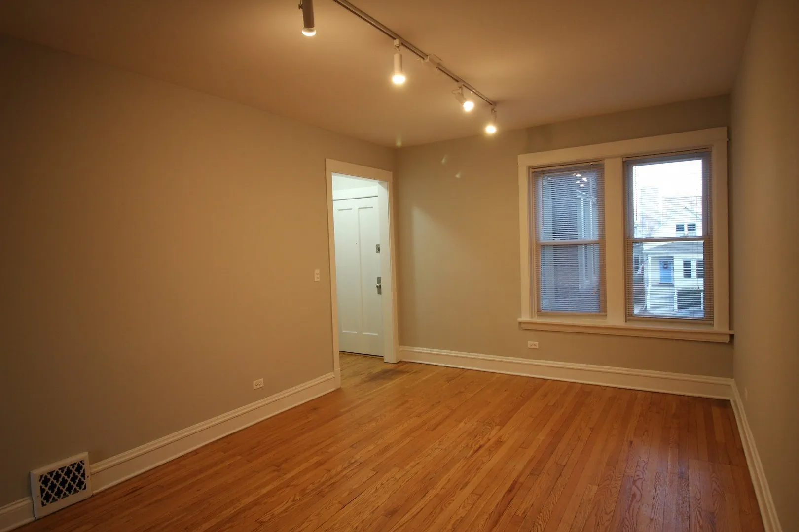 5344 N Paulina St, ,  60640, USA 60640-unit#3R-Chicago-IL