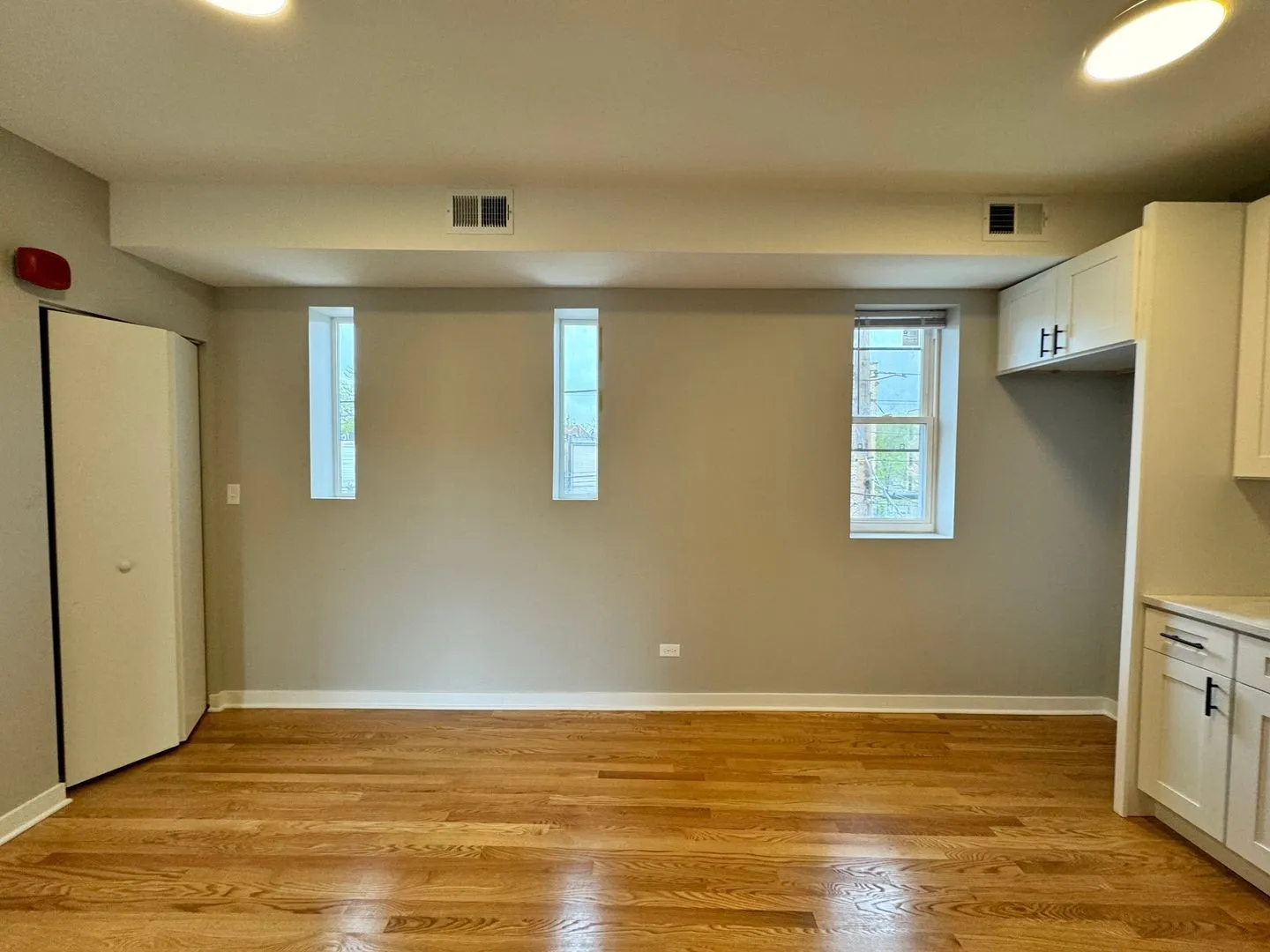 3051 W Leland Ave, , 60625, USA 60625-unit#110-Chicago-IL