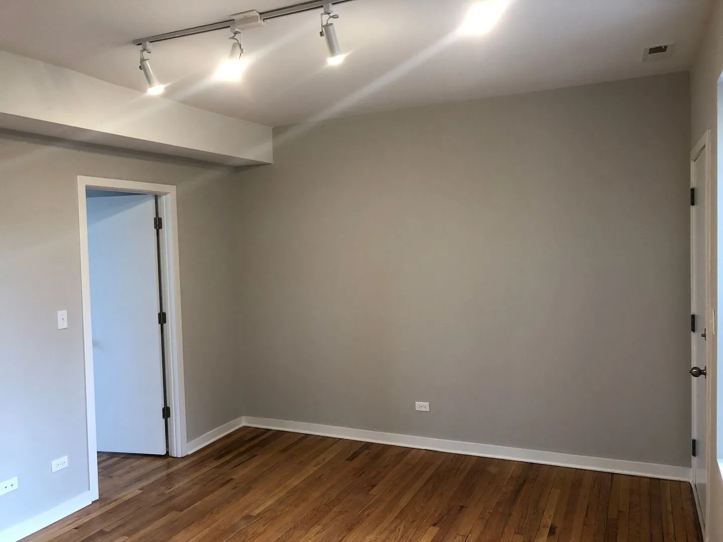 4819 N Christiana Ave, , 60625, USA 60625-unit#2E-Chicago-IL
