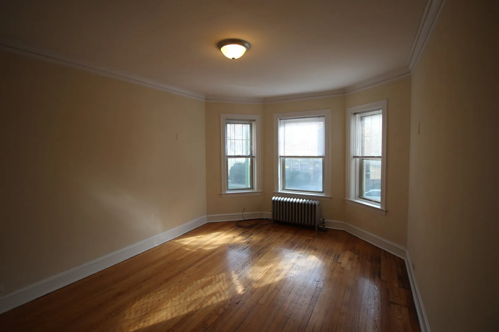 2320 W Granville Ave, ,  60659, USA 60659-unit#3-Chicago-IL