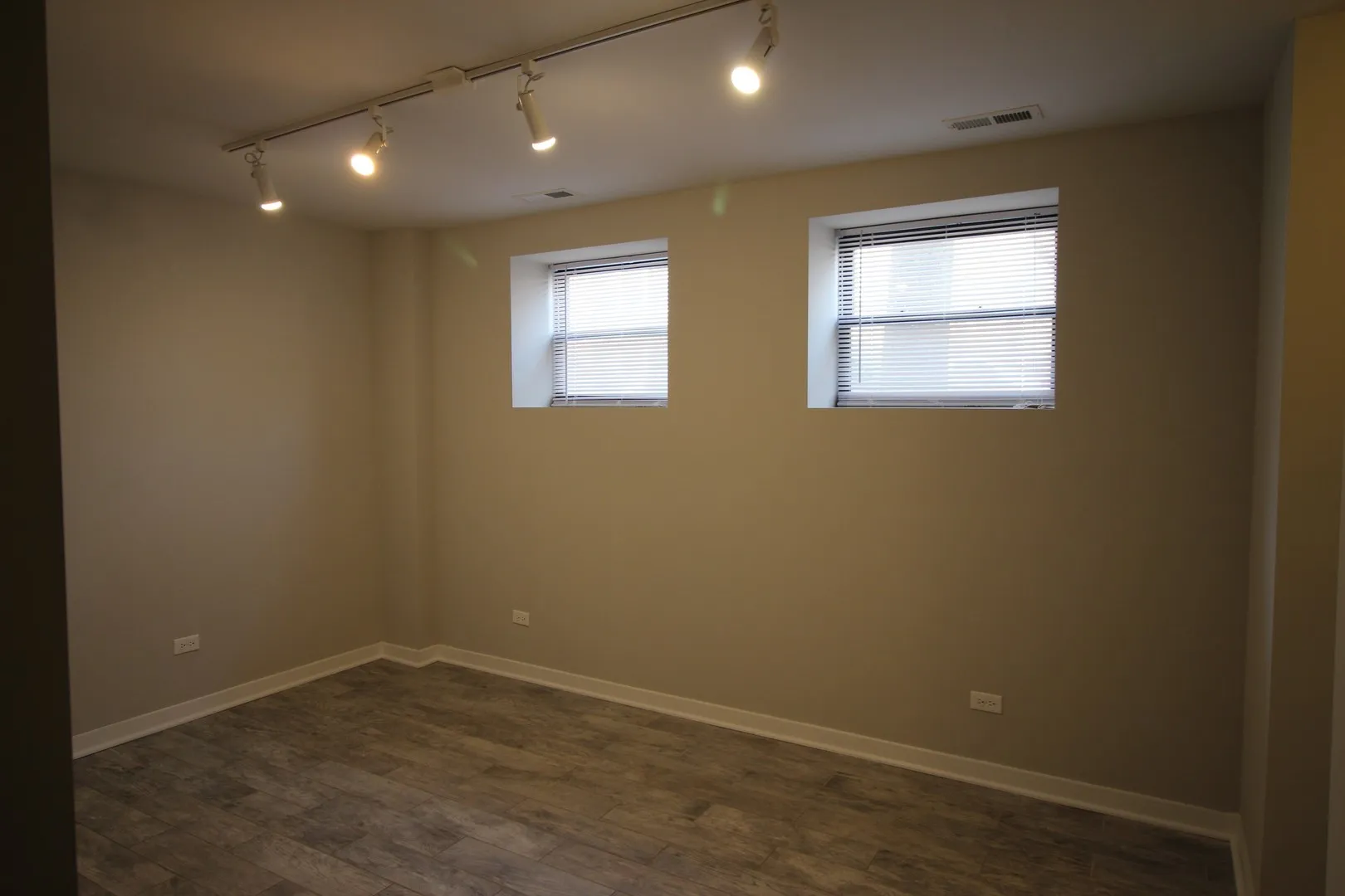 3501 W Leland Ave, , 60625, USA 60625-unit#GARDEN-Chicago-IL