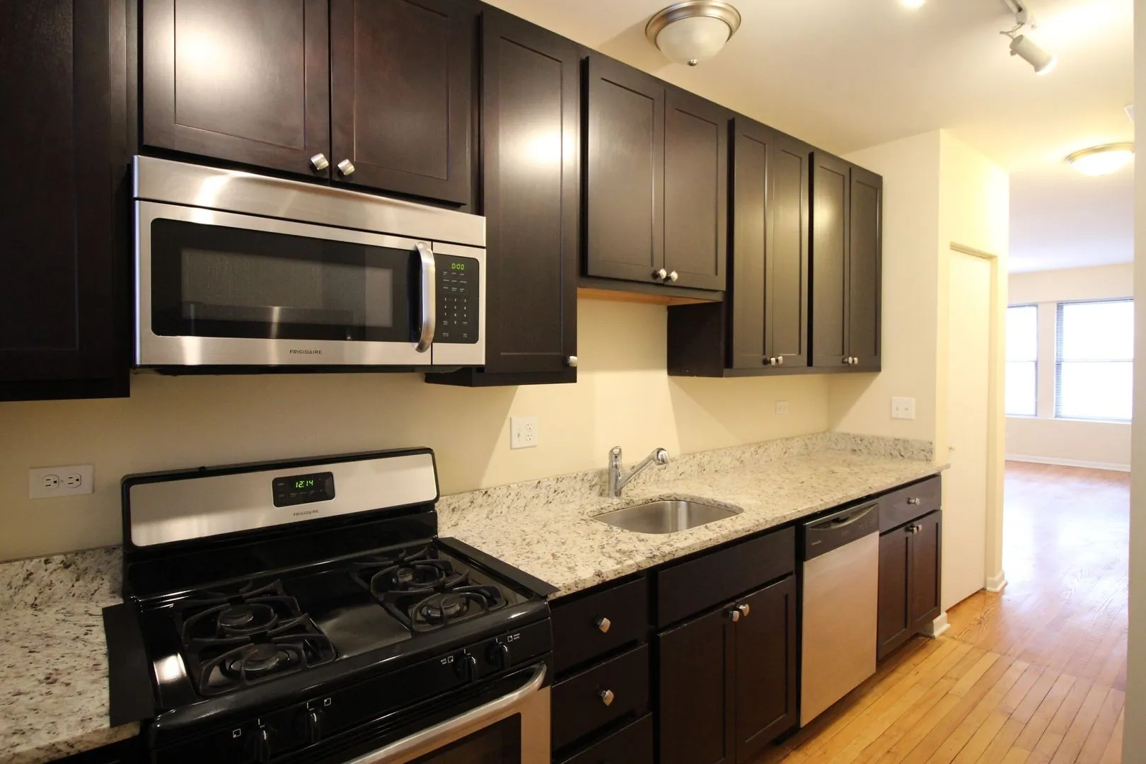 3007 W Lawrence Ave, , 60625, USA 60625-unit#3W-Chicago-IL