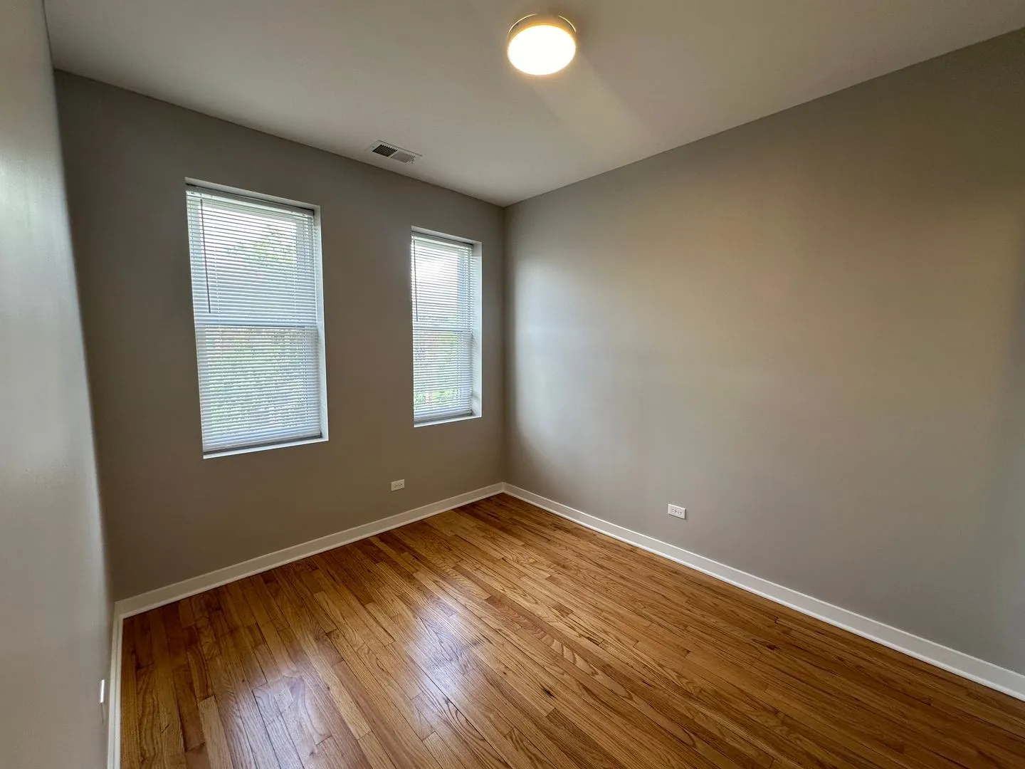 3055 W Leland Ave, ,  60625, USA 60625-unit#307-Chicago-IL