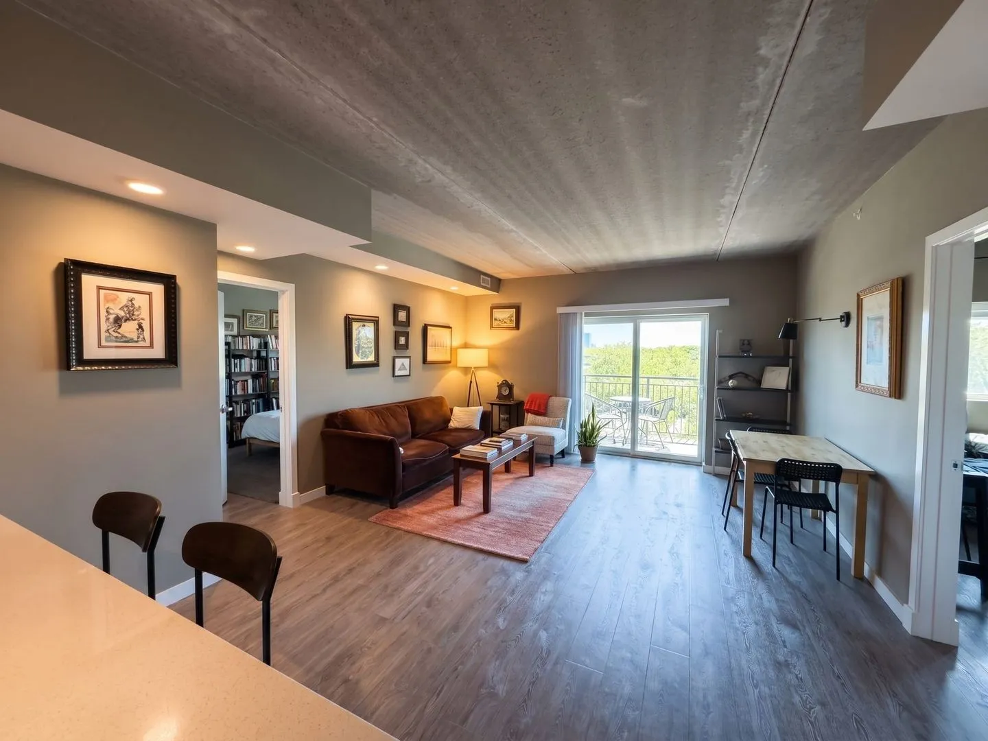 1323 W Morse Ave, ,  60626, USA 60626-unit#408-Chicago-IL