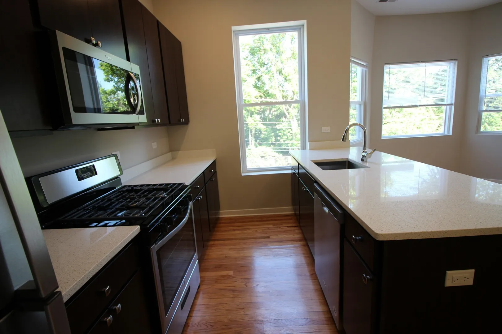 1801 W School St, ,  60657, USA 60657-unit#2S-Chicago-IL