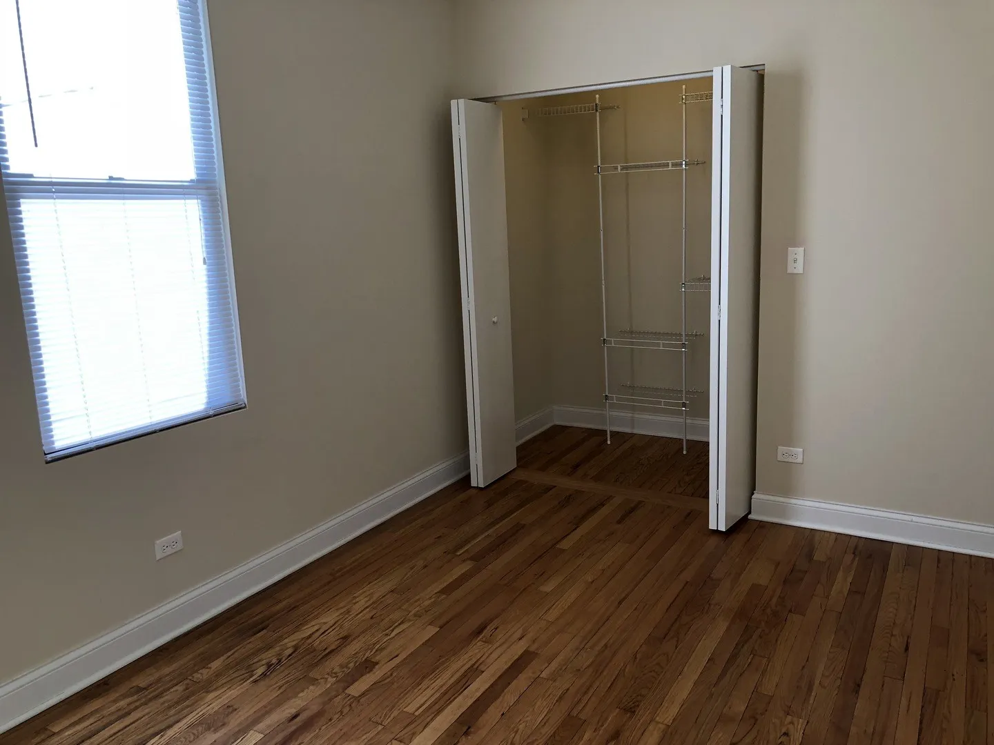 5407 N Ravenswood Ave, , 60640, USA 60640-unit#2R-Chicago-IL