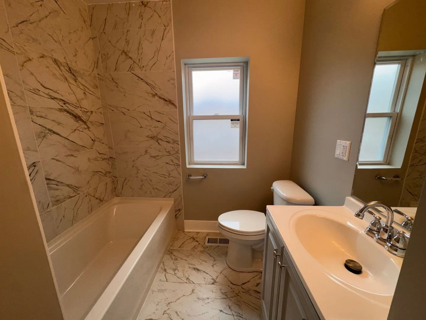 371 Central Ave, ,  60035, USA 60035-unit#1W-Highland Park-IL