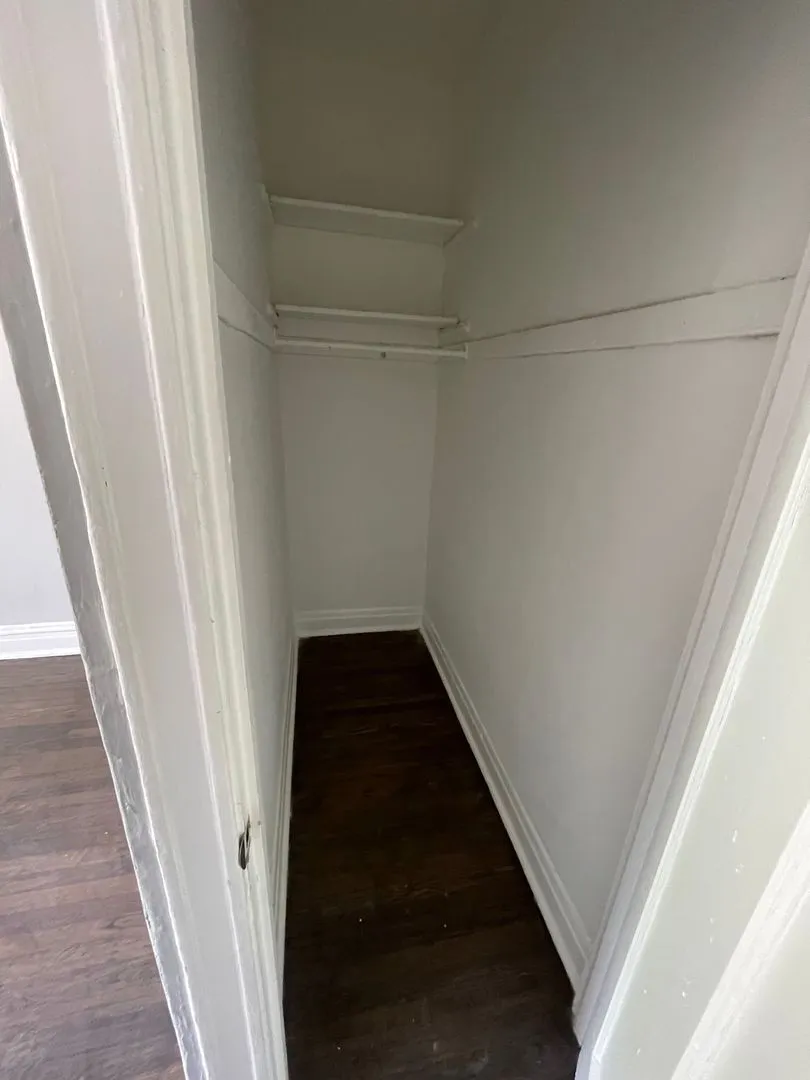 7654 S Marquette Ave, ,  60649, USA 60649-unit#2-Chicago-IL