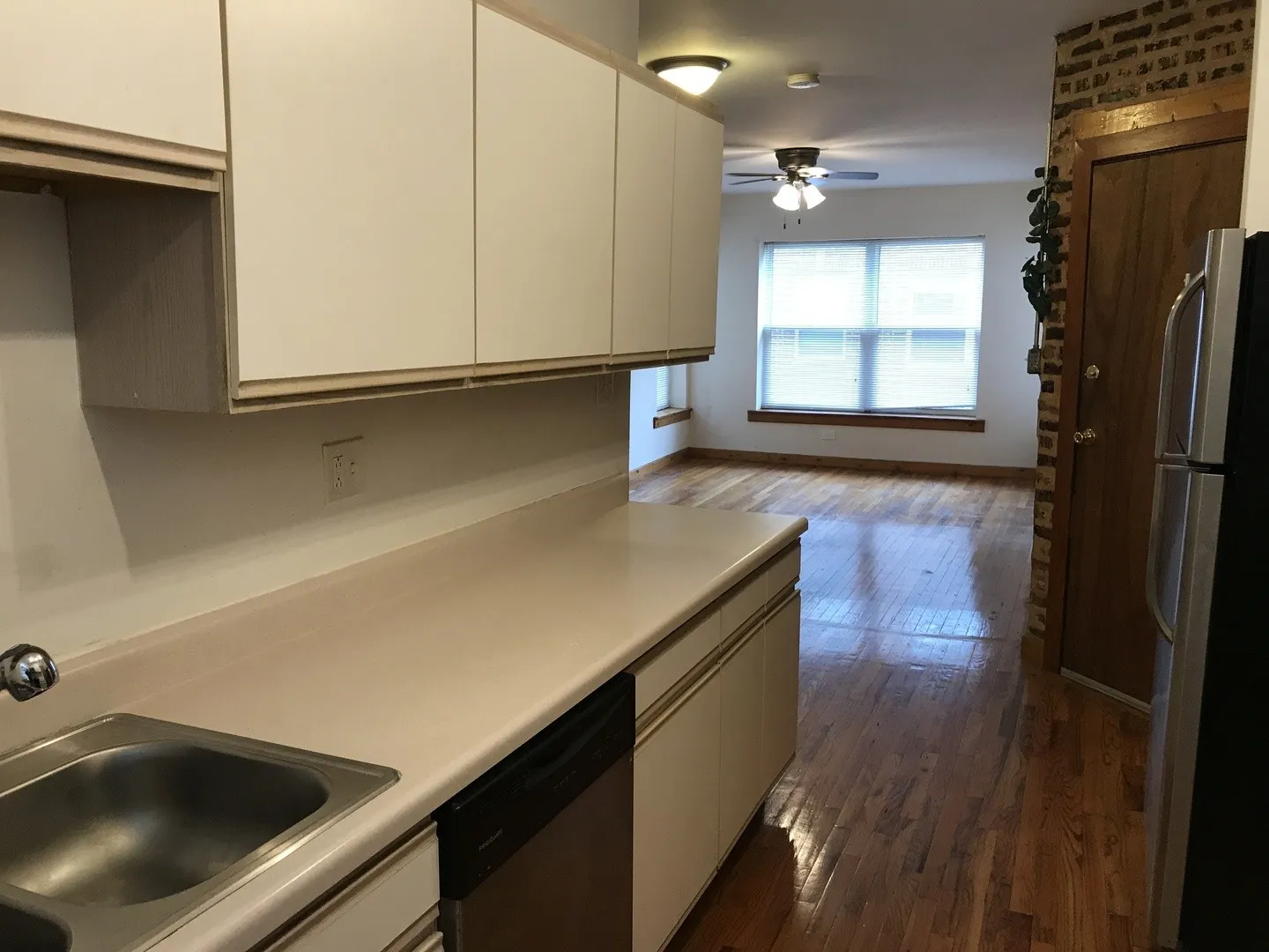 4933 N Kedzie Ave, , 60625, USA 60625-unit#2E-Chicago-IL