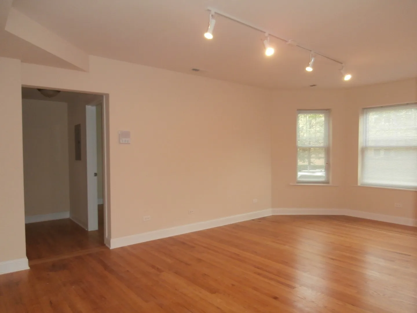 2510 W North Shore Ave, ,  60645, USA 60645-unit#1-Chicago-IL