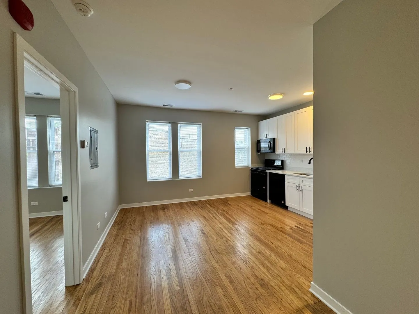 3051 W Leland Ave, ,  60625, USA 60625-unit#304-Chicago-IL