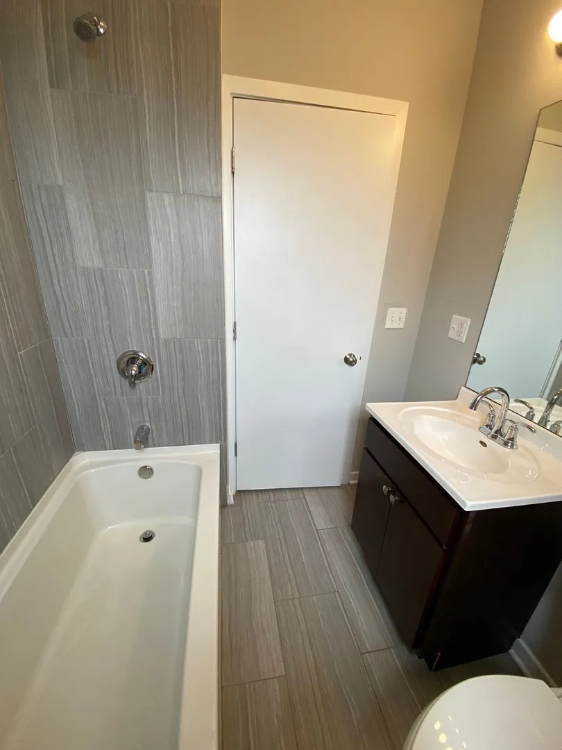 4817 N Christiana Ave, ,  60625, USA 60625-unit#3W-Chicago-IL