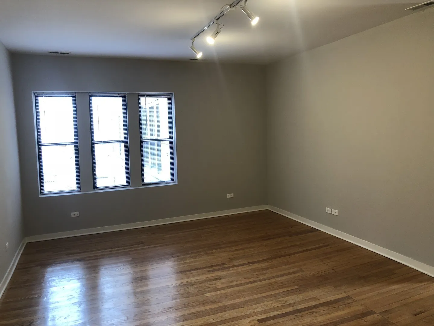 4816 N Monticello Ave, ,  60625, USA 60625-unit#3-Chicago-IL