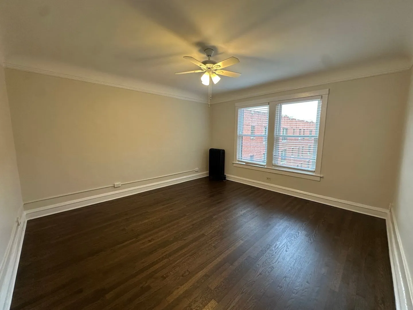 1373 W Greenleaf Ave, , 60626, USA 60626-unit#1S-Chicago-IL