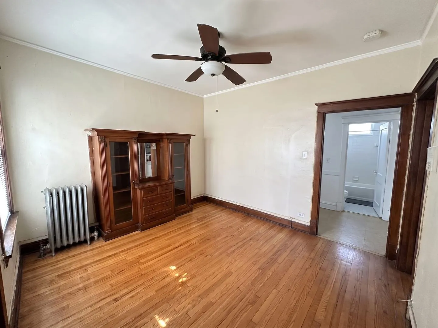4828 W Hutchinson St, ,  60641, USA 60641-unit#2W-Chicago-IL