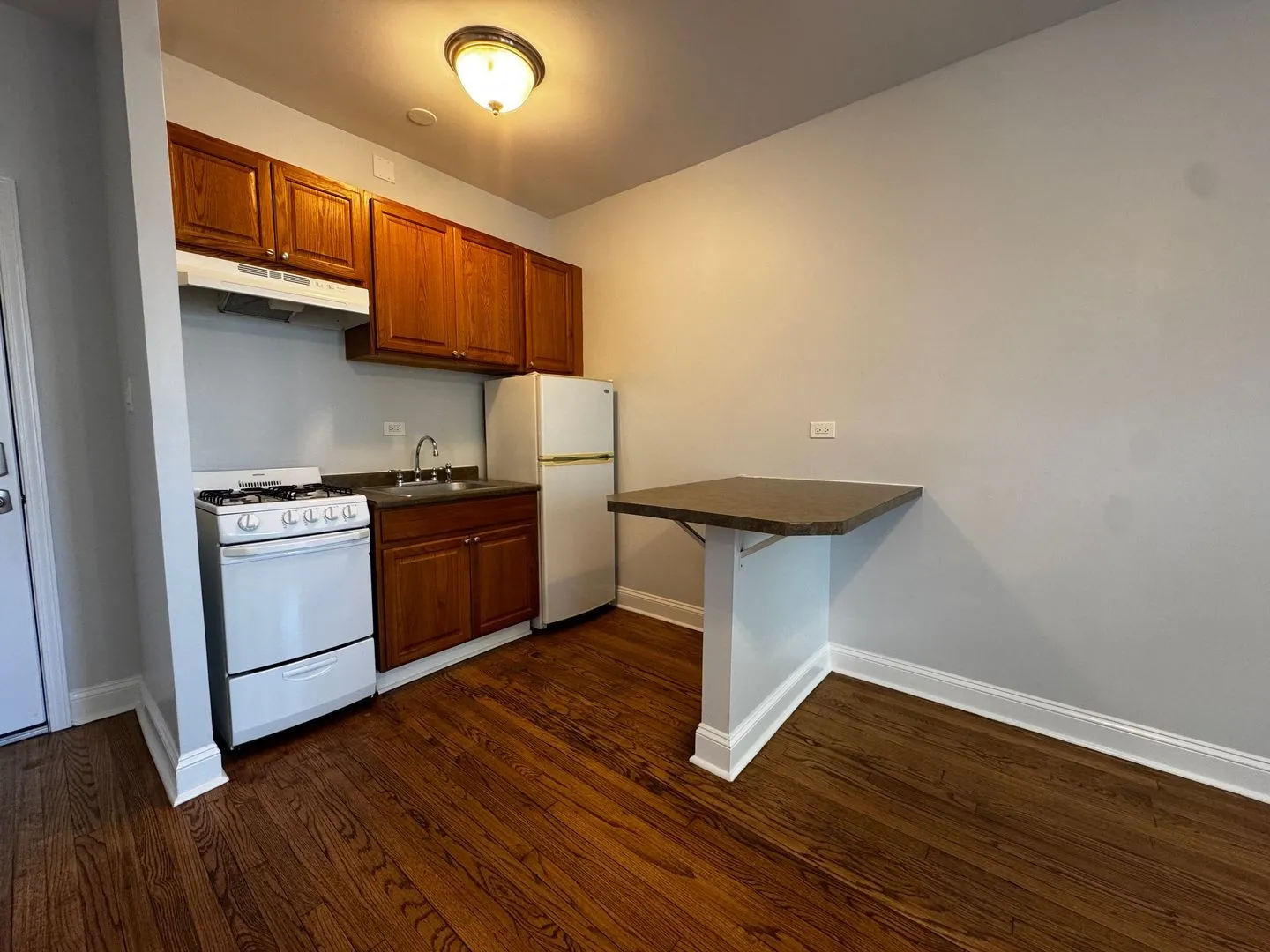 1344 W Lunt Ave, ,  60626, USA 60626-unit#304-Chicago-IL