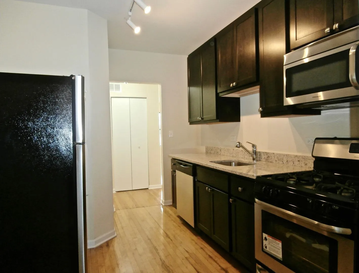 3119 W Lawrence Ave, , 60625, USA 60625-unit#3-Chicago-IL