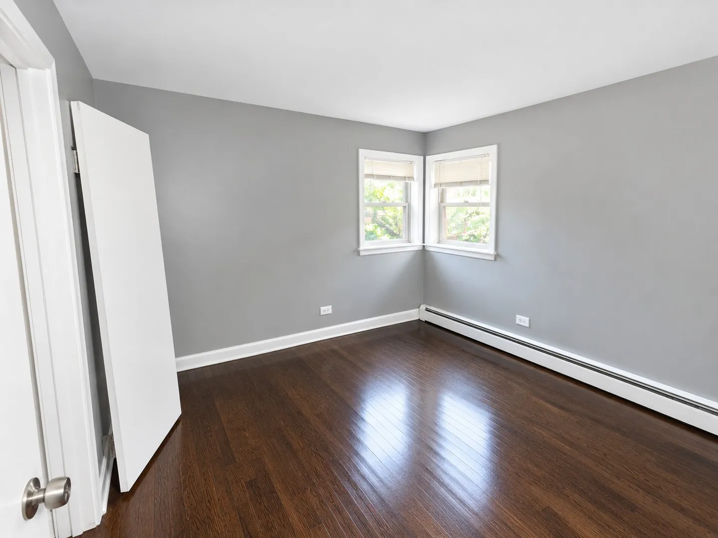 6711 S Chappel Ave, ,  60649, USA 60649-unit#1W-Chicago-IL